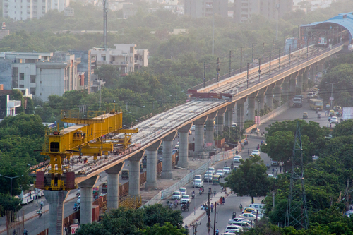 Construction of delhi metro pink line