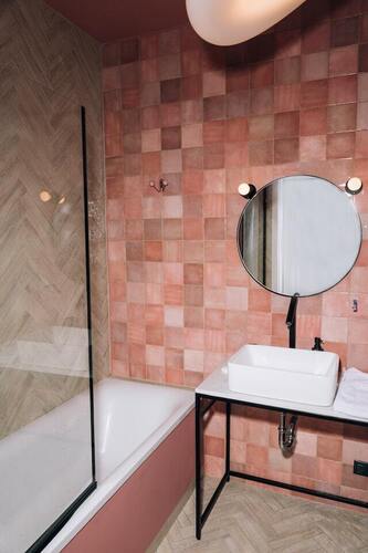 Pink Colour Combination for Bathroom