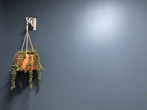 Hipster Style Hanging Flower Pot Deisgn