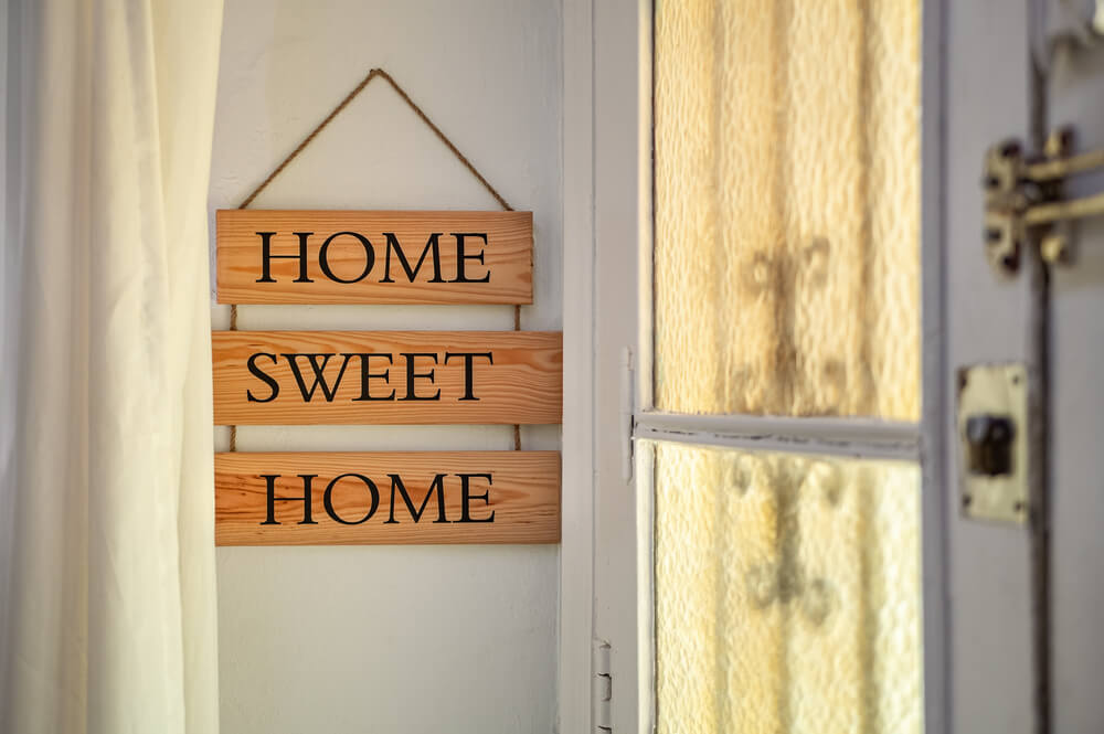 Home sweet home nameplate